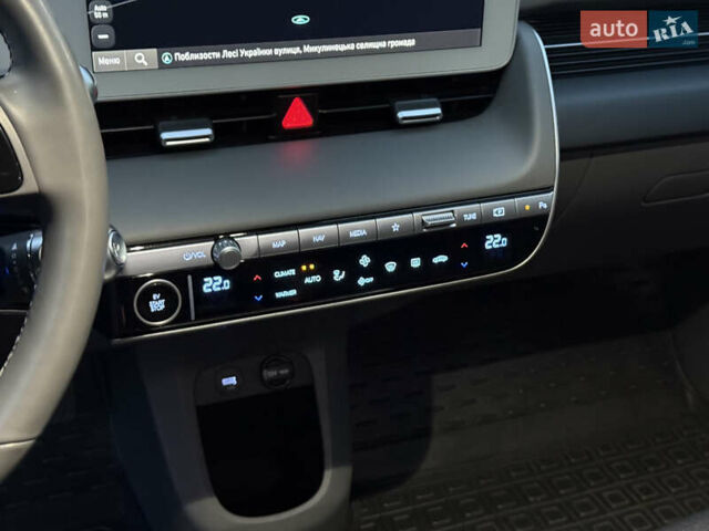 Синій Хендай Ioniq 5, об'ємом двигуна 0 л та пробігом 13 тис. км за 28500 $, фото 44 на Automoto.ua