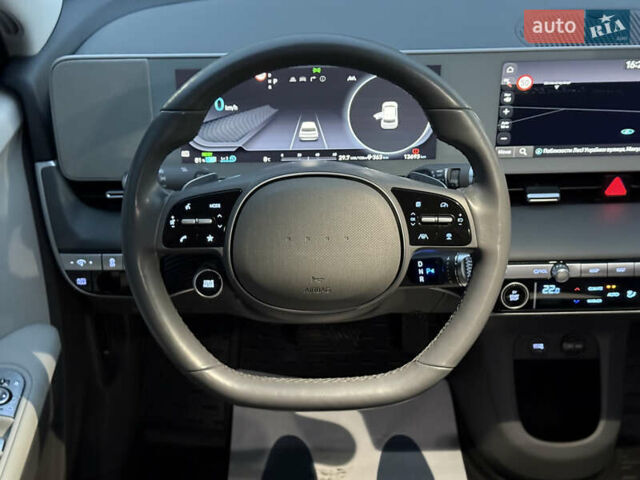 Синій Хендай Ioniq 5, об'ємом двигуна 0 л та пробігом 13 тис. км за 28500 $, фото 51 на Automoto.ua