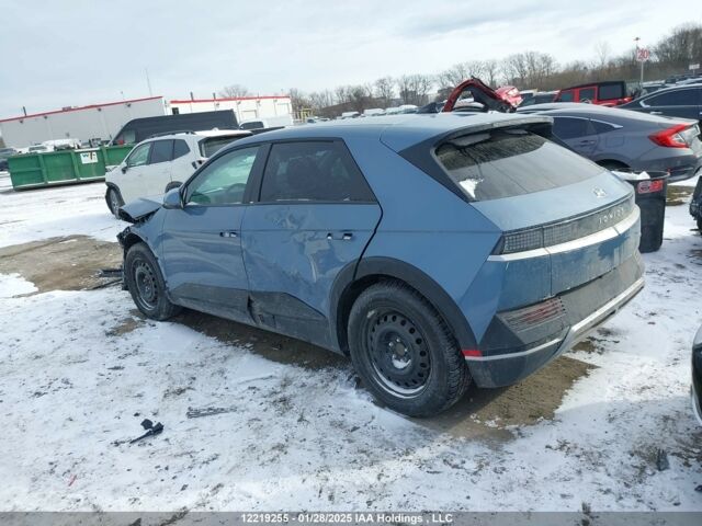 Синий Хендай Ioniq 5, объемом двигателя 0 л и пробегом 6 тыс. км за 13300 $, фото 3 на Automoto.ua