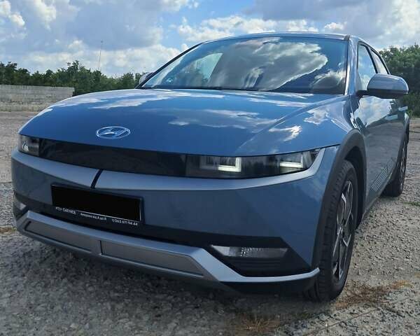 Синий Хендай Ioniq 5, объемом двигателя 0 л и пробегом 1 тыс. км за 32200 $, фото 11 на Automoto.ua