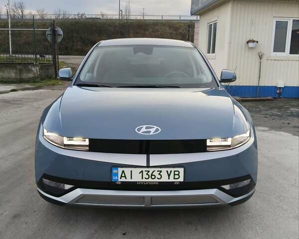 Синий Хендай Ioniq 5, объемом двигателя 0 л и пробегом 9 тыс. км за 25700 $, фото 3 на Automoto.ua