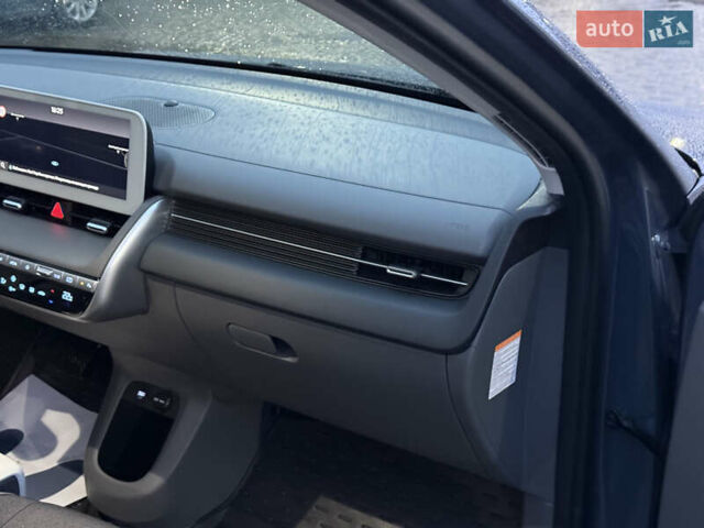 Синій Хендай Ioniq 5, об'ємом двигуна 0 л та пробігом 13 тис. км за 28500 $, фото 61 на Automoto.ua