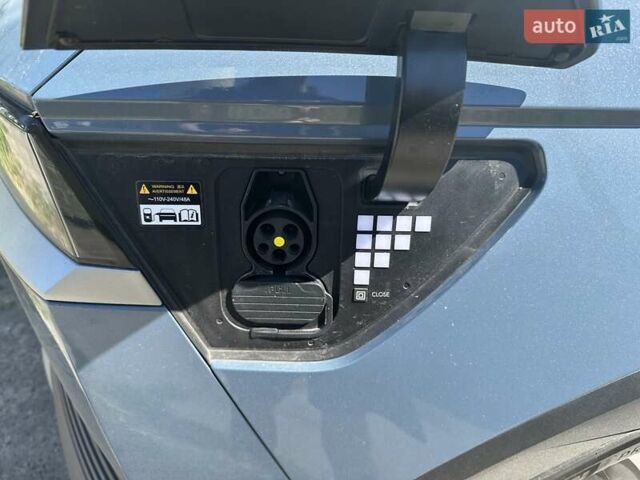 Синий Хендай Ioniq 5, объемом двигателя 0 л и пробегом 8 тыс. км за 27800 $, фото 8 на Automoto.ua