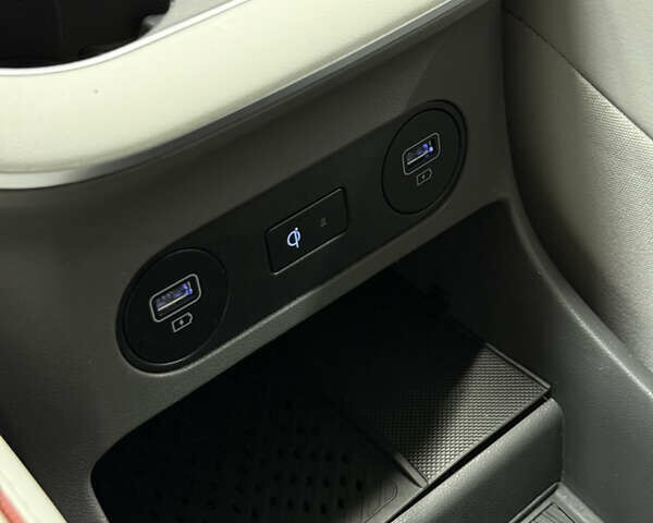 Зеленый Хендай Ioniq 5, объемом двигателя 0 л и пробегом 67 тыс. км за 26000 $, фото 19 на Automoto.ua