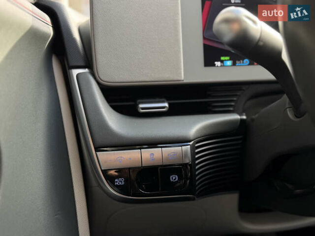 Зелений Хендай Ioniq 5, об'ємом двигуна 0 л та пробігом 81 тис. км за 23700 $, фото 15 на Automoto.ua