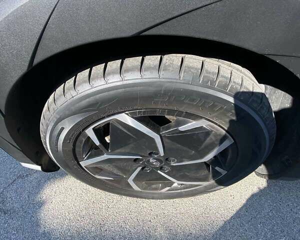 Зелений Хендай Ioniq 5, об'ємом двигуна 0 л та пробігом 96 тис. км за 24950 $, фото 6 на Automoto.ua