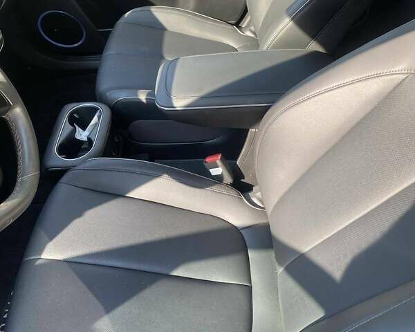 Зелений Хендай Ioniq 5, об'ємом двигуна 0 л та пробігом 96 тис. км за 24950 $, фото 11 на Automoto.ua