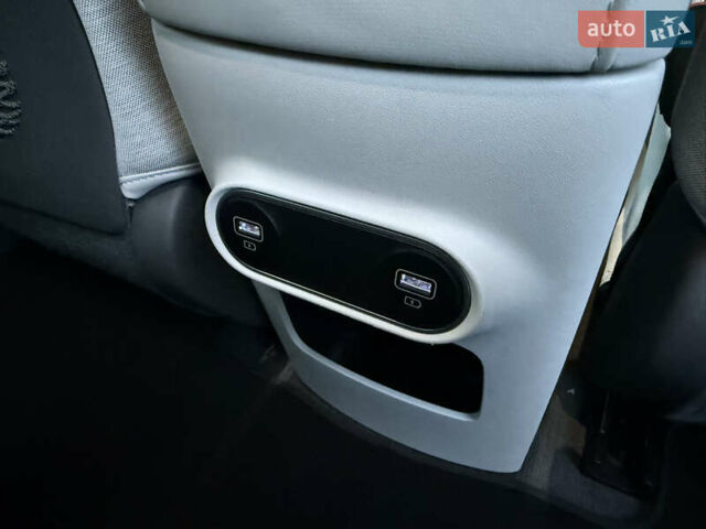 Зеленый Хендай Ioniq 5, объемом двигателя 0 л и пробегом 76 тыс. км за 23800 $, фото 20 на Automoto.ua