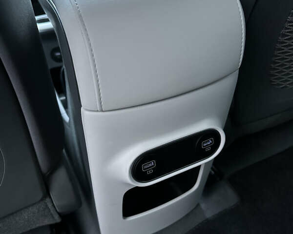 Зеленый Хендай Ioniq 5, объемом двигателя 0 л и пробегом 75 тыс. км за 20850 $, фото 48 на Automoto.ua