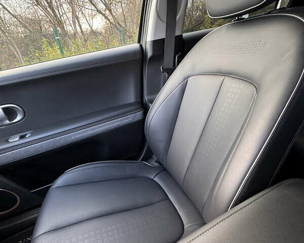 Зеленый Хендай Ioniq 5, объемом двигателя 0 л и пробегом 19 тыс. км за 28500 $, фото 38 на Automoto.ua