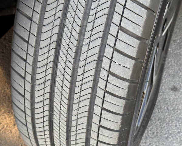 Зеленый Хендай Ioniq 5, объемом двигателя 0 л и пробегом 19 тыс. км за 28500 $, фото 40 на Automoto.ua