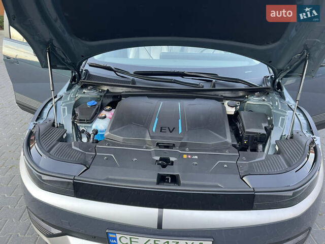 Зеленый Хендай Ioniq 5, объемом двигателя 0 л и пробегом 20 тыс. км за 27000 $, фото 4 на Automoto.ua