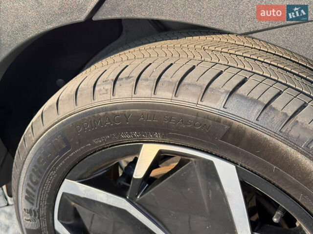 Зеленый Хендай Ioniq 5, объемом двигателя 0 л и пробегом 19 тыс. км за 28500 $, фото 44 на Automoto.ua