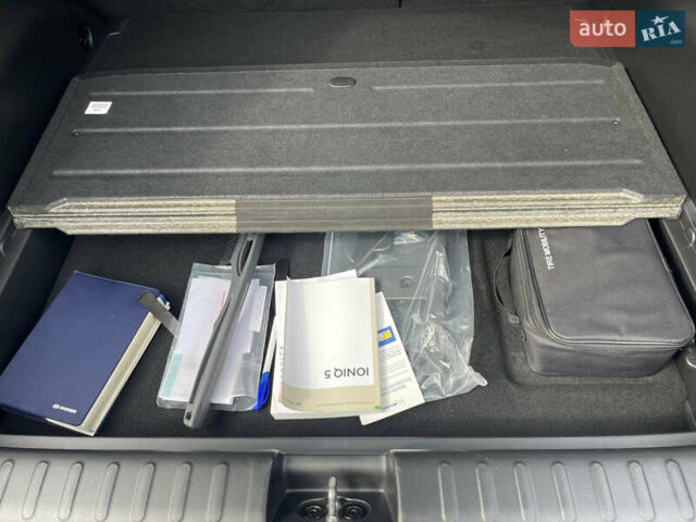 Зеленый Хендай Ioniq 5, объемом двигателя 0 л и пробегом 20 тыс. км за 27500 $, фото 9 на Automoto.ua