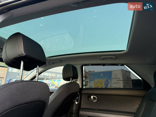 Зелений Хендай Ioniq 5, об'ємом двигуна 0 л та пробігом 9 тис. км за 31900 $, фото 14 на Automoto.ua