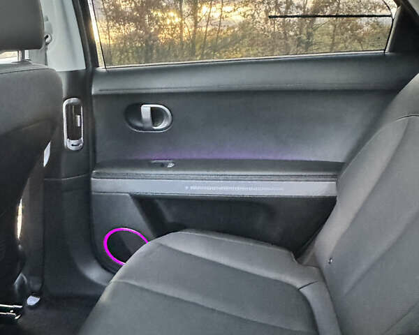 Зеленый Хендай Ioniq 5, объемом двигателя 0 л и пробегом 9 тыс. км за 27200 $, фото 6 на Automoto.ua