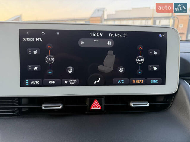 Зелений Хендай Ioniq 5, об'ємом двигуна 0 л та пробігом 9 тис. км за 31900 $, фото 13 на Automoto.ua