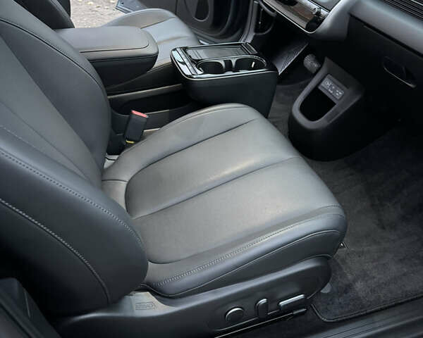 Зеленый Хендай Ioniq 5, объемом двигателя 0 л и пробегом 8 тыс. км за 38500 $, фото 16 на Automoto.ua