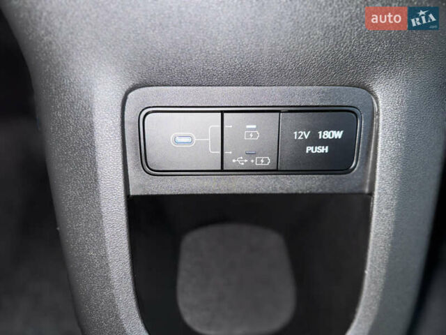 Зеленый Хендай Ioniq 5, объемом двигателя 0 л и пробегом 8 тыс. км за 38500 $, фото 21 на Automoto.ua