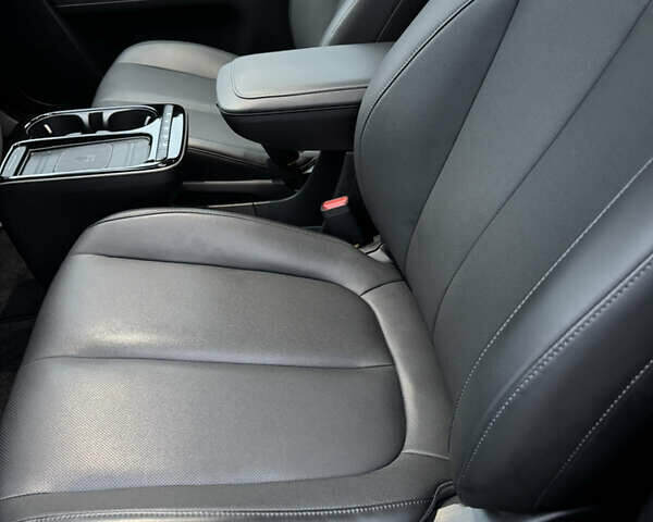 Зеленый Хендай Ioniq 5, объемом двигателя 0 л и пробегом 8 тыс. км за 38500 $, фото 12 на Automoto.ua