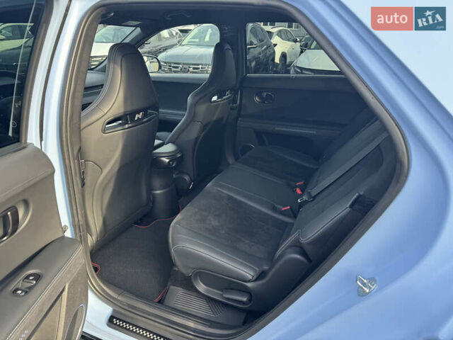 Синий Хендай Ioniq 5 N, объемом двигателя 0 л и пробегом 3 тыс. км за 55500 $, фото 5 на Automoto.ua