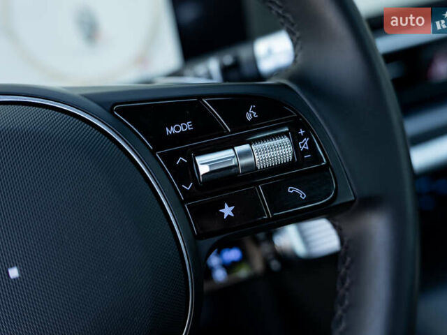 Белый Хендай IONIQ 6, объемом двигателя 0 л и пробегом 4 тыс. км за 25950 $, фото 48 на Automoto.ua