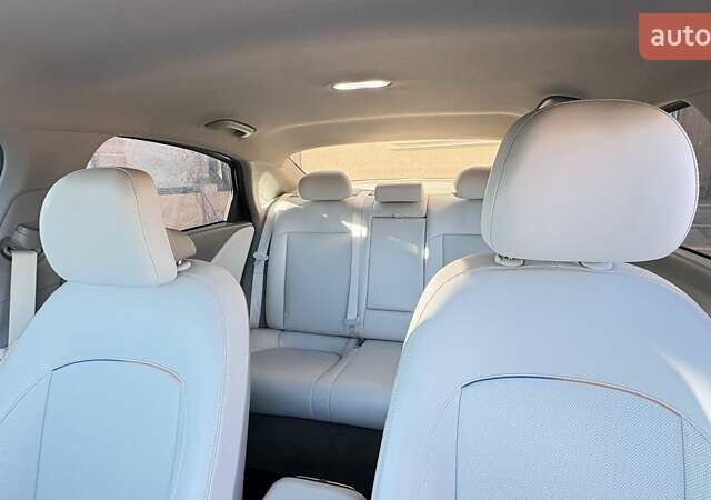 Білий Хендай IONIQ 6, об'ємом двигуна 0 л та пробігом 63 тис. км за 26900 $, фото 39 на Automoto.ua