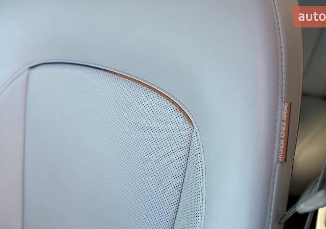 Білий Хендай IONIQ 6, об'ємом двигуна 0 л та пробігом 63 тис. км за 26900 $, фото 31 на Automoto.ua