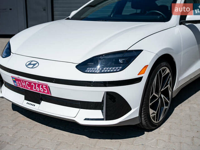 Белый Хендай IONIQ 6, объемом двигателя 0 л и пробегом 4 тыс. км за 25950 $, фото 25 на Automoto.ua