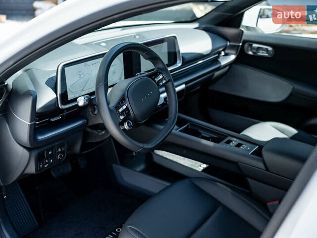 Белый Хендай IONIQ 6, объемом двигателя 0 л и пробегом 4 тыс. км за 25950 $, фото 35 на Automoto.ua