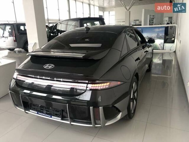 Чорний Хендай IONIQ 6, об'ємом двигуна 0 л та пробігом 4 тис. км за 27500 $, фото 2 на Automoto.ua