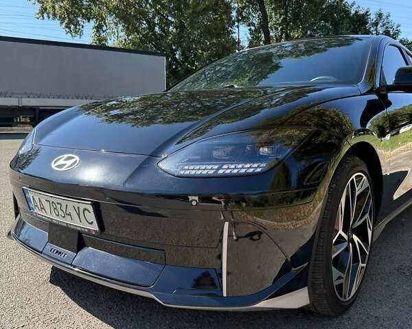 Черный Хендай IONIQ 6, объемом двигателя 0 л и пробегом 55 тыс. км за 24400 $, фото 2 на Automoto.ua