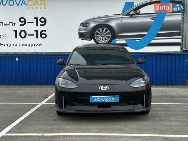 Чорний Хендай IONIQ 6, об'ємом двигуна 0 л та пробігом 54 тис. км за 25500 $, фото 1 на Automoto.ua