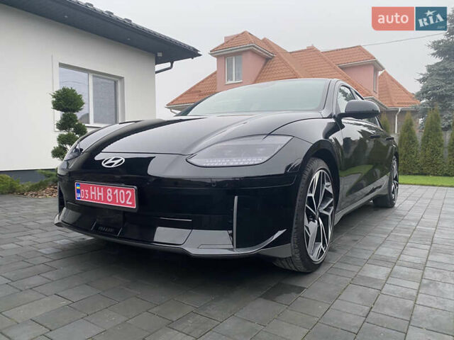 Черный Хендай IONIQ 6, объемом двигателя 0 л и пробегом 17 тыс. км за 24400 $, фото 1 на Automoto.ua
