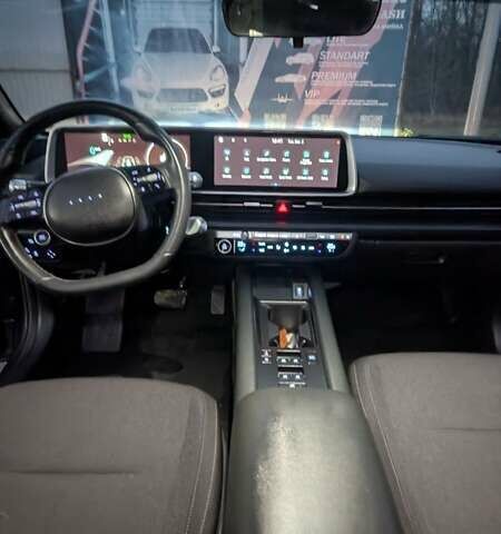 Чорний Хендай IONIQ 6, об'ємом двигуна 0 л та пробігом 56 тис. км за 27500 $, фото 8 на Automoto.ua