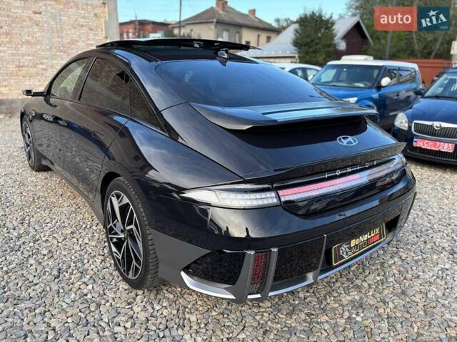 Черный Хендай IONIQ 6, объемом двигателя 0 л и пробегом 14 тыс. км за 34999 $, фото 9 на Automoto.ua