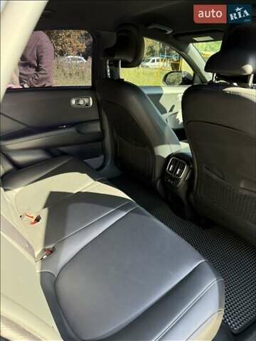 Черный Хендай IONIQ 6, объемом двигателя 0 л и пробегом 55 тыс. км за 24400 $, фото 9 на Automoto.ua