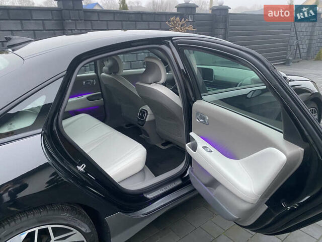 Черный Хендай IONIQ 6, объемом двигателя 0 л и пробегом 17 тыс. км за 24400 $, фото 23 на Automoto.ua
