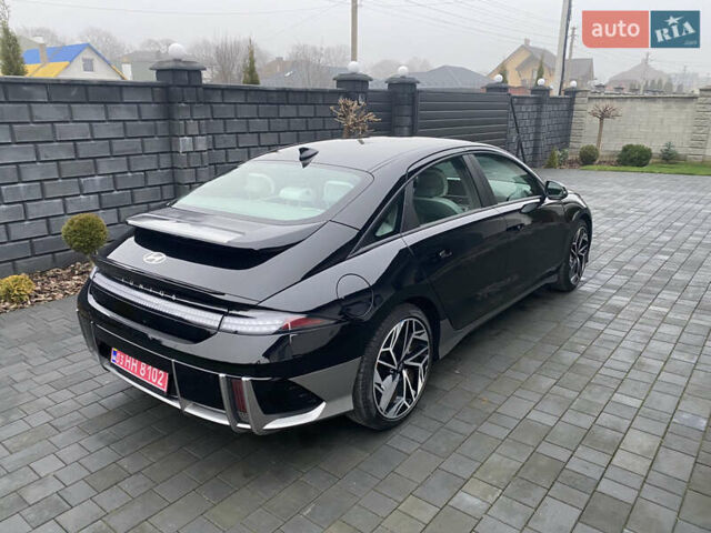 Черный Хендай IONIQ 6, объемом двигателя 0 л и пробегом 17 тыс. км за 24400 $, фото 10 на Automoto.ua