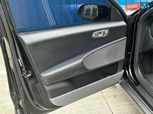 Чорний Хендай IONIQ 6, об'ємом двигуна 0 л та пробігом 54 тис. км за 25500 $, фото 10 на Automoto.ua