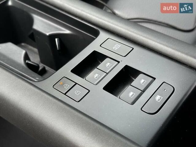 Чорний Хендай IONIQ 6, об'ємом двигуна 0 л та пробігом 54 тис. км за 25500 $, фото 17 на Automoto.ua