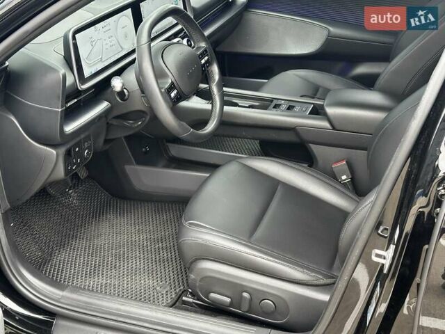 Чорний Хендай IONIQ 6, об'ємом двигуна 0 л та пробігом 54 тис. км за 25500 $, фото 12 на Automoto.ua