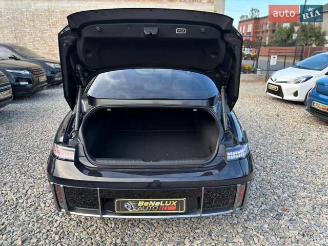 Черный Хендай IONIQ 6, объемом двигателя 0 л и пробегом 14 тыс. км за 34999 $, фото 40 на Automoto.ua