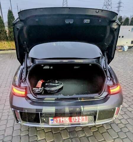 Чорний Хендай IONIQ 6, об'ємом двигуна 0 л та пробігом 56 тис. км за 27500 $, фото 3 на Automoto.ua