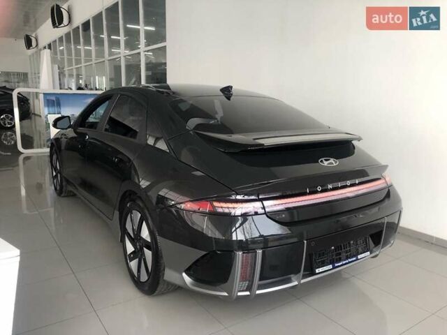 Чорний Хендай IONIQ 6, об'ємом двигуна 0 л та пробігом 4 тис. км за 27500 $, фото 3 на Automoto.ua