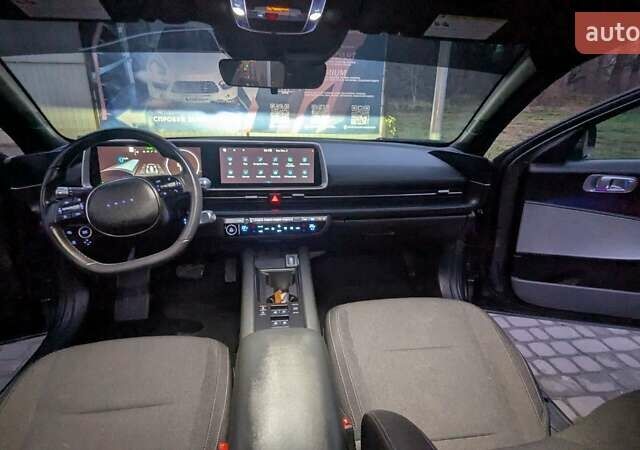 Чорний Хендай IONIQ 6, об'ємом двигуна 0 л та пробігом 56 тис. км за 27500 $, фото 9 на Automoto.ua