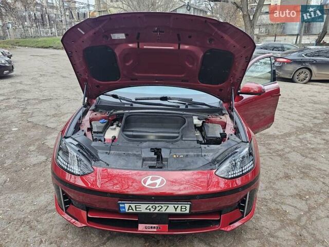 Красный Хендай IONIQ 6, объемом двигателя 0 л и пробегом 31 тыс. км за 30000 $, фото 29 на Automoto.ua