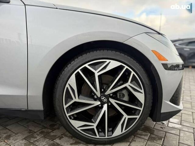 Хендай IONIQ 6, объемом двигателя 0 л и пробегом 65 тыс. км за 18900 $, фото 6 на Automoto.ua