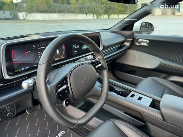 Хендай IONIQ 6, объемом двигателя 0 л и пробегом 17 тыс. км за 35900 $, фото 14 на Automoto.ua