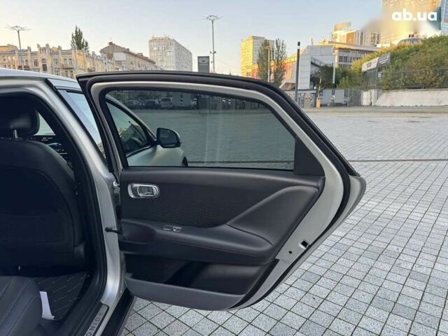 Хендай IONIQ 6, объемом двигателя 0 л и пробегом 17 тыс. км за 35900 $, фото 27 на Automoto.ua